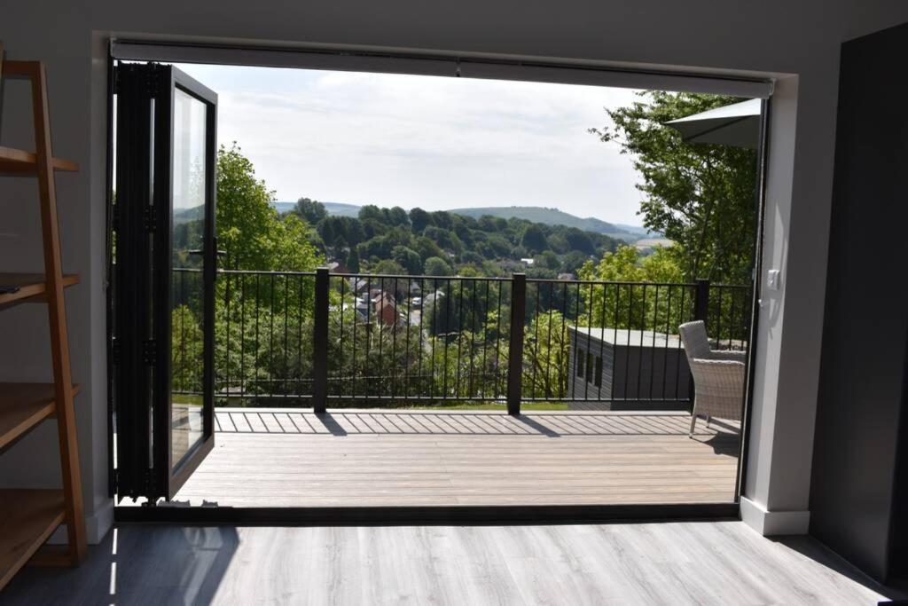 The View Villa Shaftesbury Exteriör bild